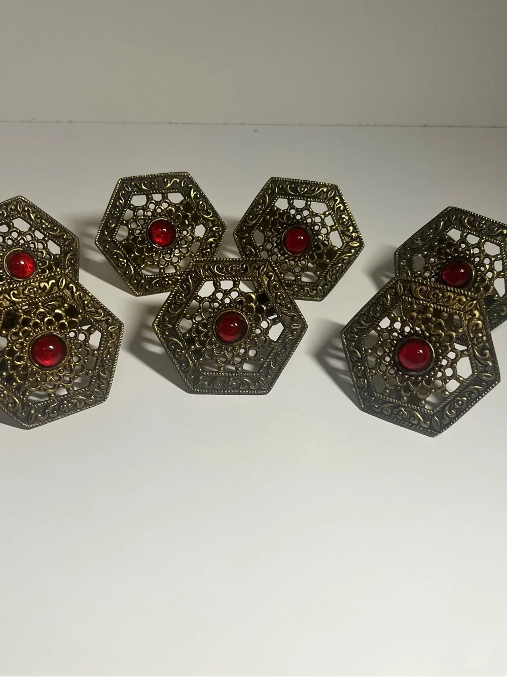 Red and Brass Ton Set of four Ring Napkin Holders Hexagon Jeweled, 7 Set